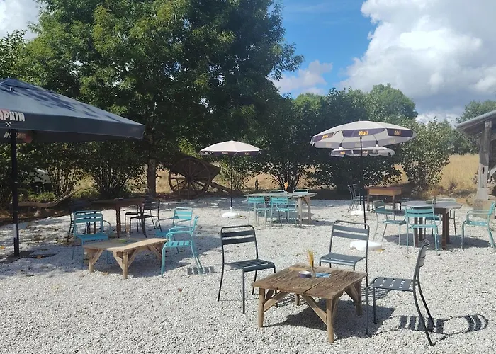 La Glane At Le Maingaud Сasa de vacaciones